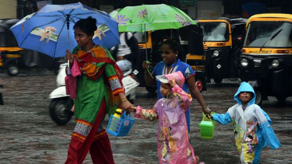 मॉनसून की धीमी चाल से सब परेशान, दो हफ्ते और ना हुई बारिश तो पड़ सकता है सूखा