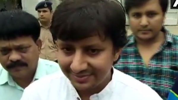 निगम अधिकारी को बैट से पीटने वाले बीजेपी MLA आकाश विजयवर्गीय जेल से रिहा, कहा- जो किया उस पर शर्मिंदा नहीं हूं