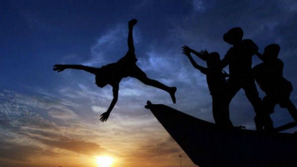 Rajyoga in a kundali: जानिए कैसे बनता है मेष लग्न का राजयोग