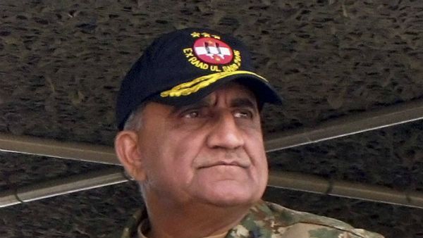पाकिस्‍तान: FATF की वॉर्निंग के बाद जनरल बाजवा बोले आतंकवाद को खत्‍म करने के लिए कर रहे सबकुछ 