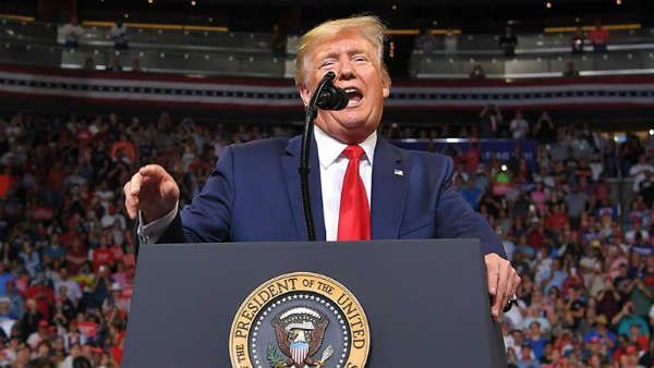 डोनाल्‍ड ट्रंप साल 2020 में फिर लड़ेंगे अमेरिकी राष्‍ट्रपति का चुनाव, खुद को बताया विपक्ष का पीड़‍ित