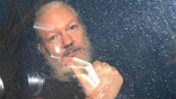 विकिलिक्स संस्थापक जूलियन असांजे के अमेरिका प्रत्यर्पण को ब्रिटेन की मंजूरी