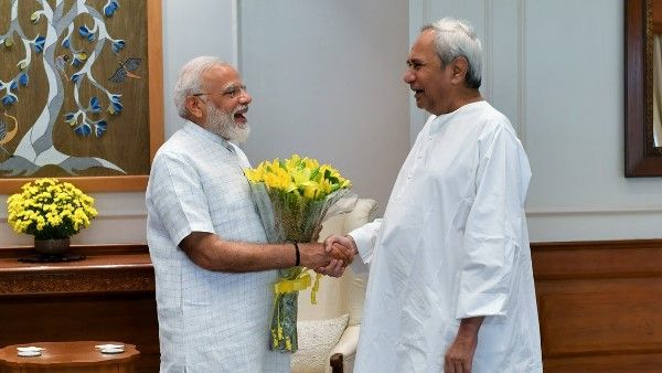 नवीन पटनायक ने PM मोदी से की मुलाकात, ओडिशा को विशेष राज्य का दर्जा देने की मांग की