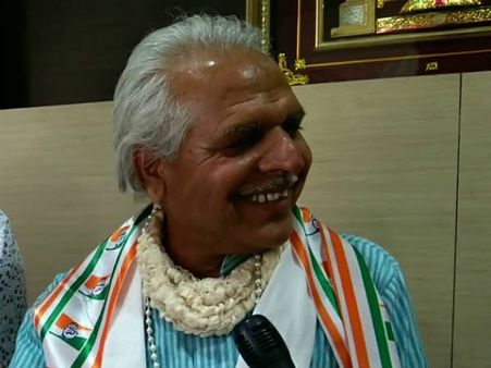 कांग्रेस के पद्मश्री अवार्डी प्रत्याशी ने कहा- टॉप लीडरशिप जमीनी हकीकत से बेखबर