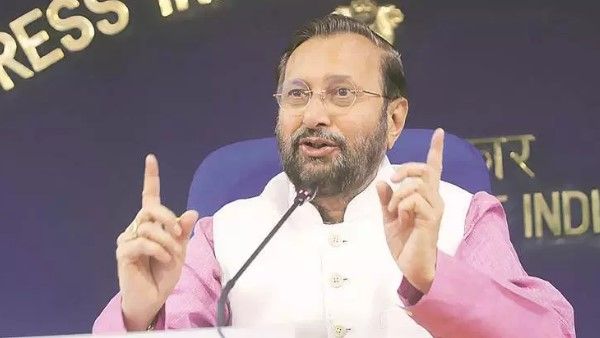 सरकार का नया आदेश, अब भारतीय भाषाओं में देने होंगे सभी टीवी शोज के टाइटल