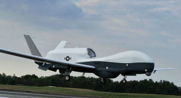 ईरान के रेवोल्‍यूशनरी गार्ड्स ने अमेरिका के ड्रोन को गिराया, दोनों देशों के बीच तनाव बढ़ा