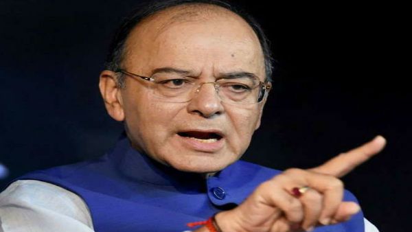 GST के 2 साल पूरे होने पर अरुण जेटली ने लिखा ब्लॉग,'रेवेन्यू बढ़ने पर हो सकती हैं 2 दरें'