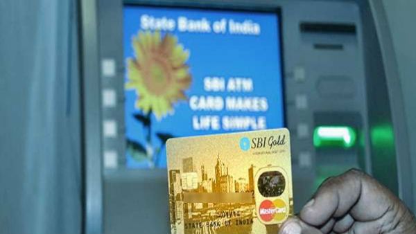 SBI ग्राहक हो जाएं सावधान, जानिए कैसे हैकर्स करते हैं आपका अकाउंट और कार्ड हैक