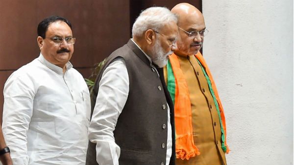 कर्नाटक में जोड़तोड़ से नहीं बनाई भाजपा ने सरकार तो चुनाव में मिलेगा बंपर बहुमत? नेतृत्व की दुविधा