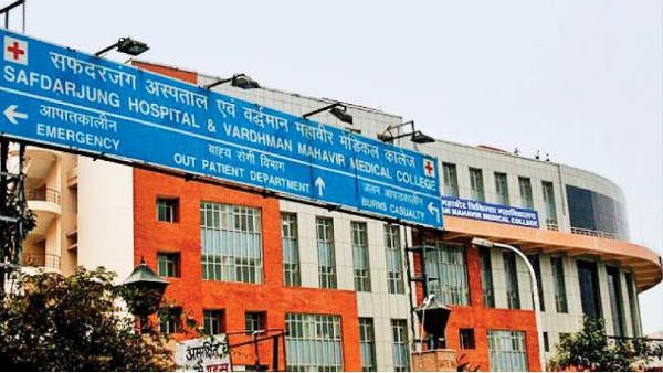 वरिष्ठ नागरिकों के लिए रविवार को भी खुलेगा सफदरजंग हॉस्पिटल