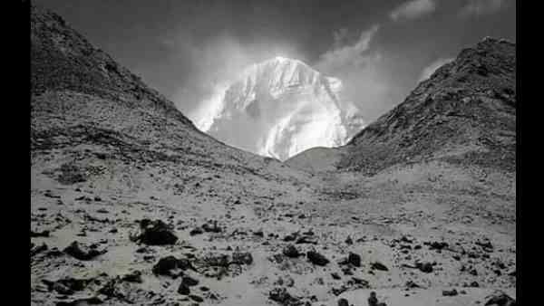 कैलाश मानसरोवर की यात्रा करने पर यूपी वालों को योगी सरकार देगी एक लाख का अनुदान, ऐसे करें आवेदन