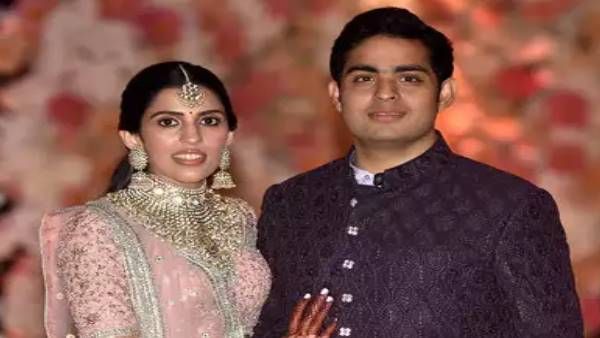 स्पेशल VIDEO के जरिए अंबानी परिवार ने श्लोका मेहता को कहा हैप्पी बर्थडे