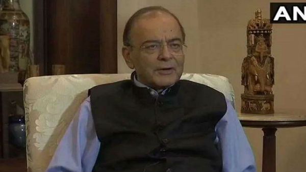 अरुण जेटली की हालत बेहद नाजुक,डॉक्टरों ने ECMO और IABP सपोर्ट पर डाला, एम्स पहुंचे बीजेपी नेता