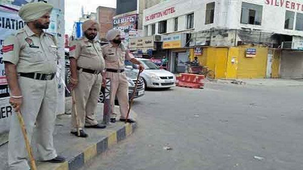 रविदास मंदिर मामला: दलित संगठनों ने आज बुलाया पंजाब बंद, चार जिलों में नहीं खुलेंगे स्कूल-कॉलेज