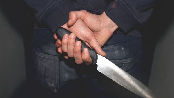 ब्वॉयफ्रेंड ने कहा- आइसक्रीम कम खाया कर मोटी, गर्लफ्रेंड ने बीच बाजार चाकुओं से गोदकर मार डाला