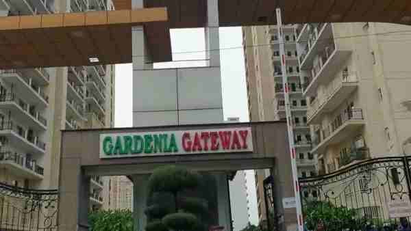 नोएडा: बिल्डर ने नहीं चुकाया लोन, इस बैंक ने 200 परिवारों से घर छोड़ने को कहा