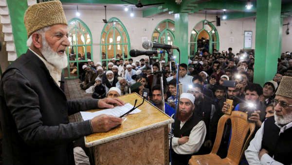 आर्टिकल-370 हटने के बाद कैसे बदल गई कश्मीर की सियासी फिजा, अब अलगाववादियों के भी बदले सुर