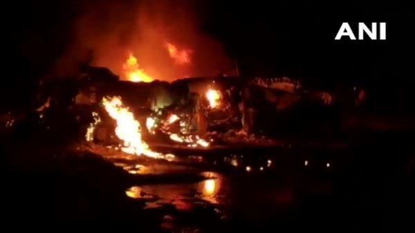 असमः तेजपुर में सुखोई-30 लड़ाकू विमान क्रैश, दोनों पायलट सुरक्षित