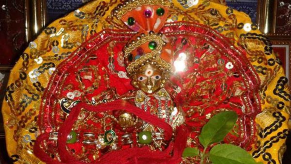  Janmashtami 2019: जन्माष्टमी पर कुछ इस तरह से सजाएं घर और पूजा स्थल को