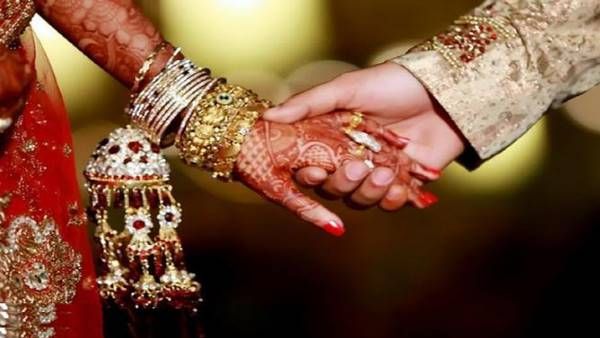 शादी की उम्र समान करने की मांग वाली याचिका पर दिल्ली HC ने केंद्र सरकार को जारी किया नोटिस