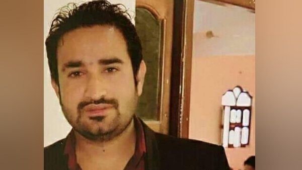 ललितपुर: हिंदू युवा वाहिनी के कार्यकर्ता की पत्थर से कूंचकर हत्या, कसाई मंडी में खून से लथपथ मिला शव