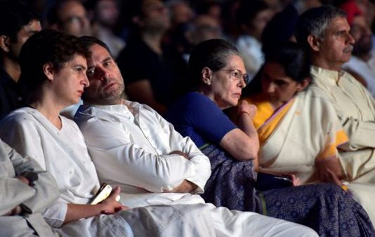 तो इनिंग से पहले ही खत्म होगी प्रियंका गांधी की राजनीतिक पारी?