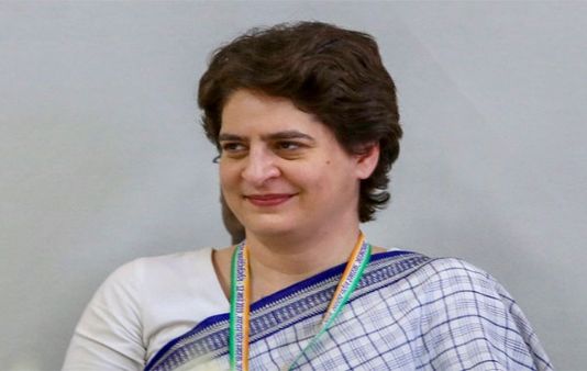 Congress को आक्सीजन देकर जिंदा करने में जुटी प्रियंका