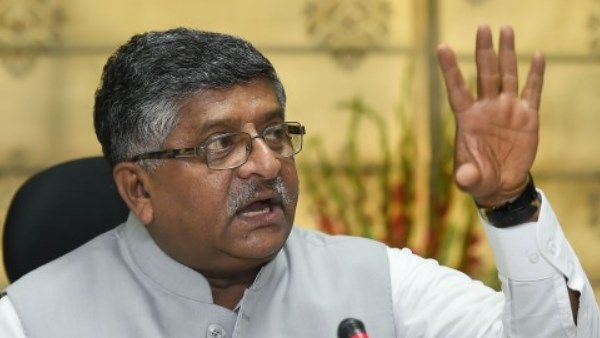 टेलिकॉम सेक्टर की खस्ताहाल: अब रविशंकर प्रसाद ने निर्मला सीतारमण से लगाई मदद की गुहार
