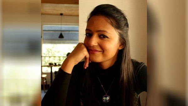 सेना को लेकर फर्जी खबर फैलाने के आरोप में शेहला रशीद के खिलाफ आपराधिक शिकायत, गिरफ्तारी की मांग