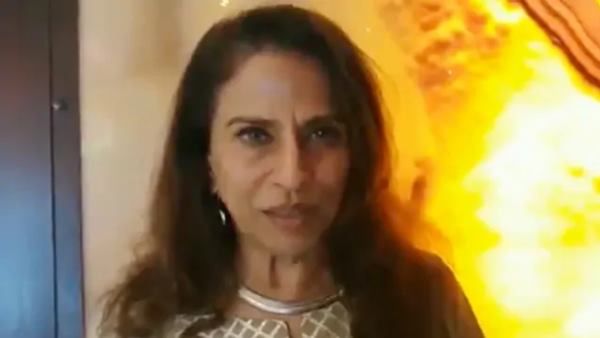 बासित के बयान पर भड़कीं शोभा डे, कहा- यह मुझे और देश को बदनाम करने की साजिश