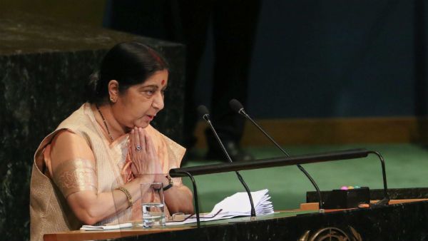 'अल्‍लाह के बाद सिर्फ आप हमारी आखिरी उम्‍मीद,' सुषमा को कुछ ऐसे याद कर रहे पाकिस्‍तानी 