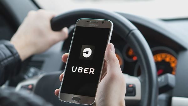 UBER ने 14 बार कैंसिल की ब्लाइंड महिला की CAB रिक्वेस्ट, अब चुकाना होगा लाखों का जुर्माना