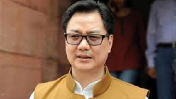 15 साल की तैराक से छेड़छाड़ करने वाले कोच के खिलाफ खेल मंत्री ने लिया एक्शन, सोशल मीडिया में वायरल हुआ था वीडियो