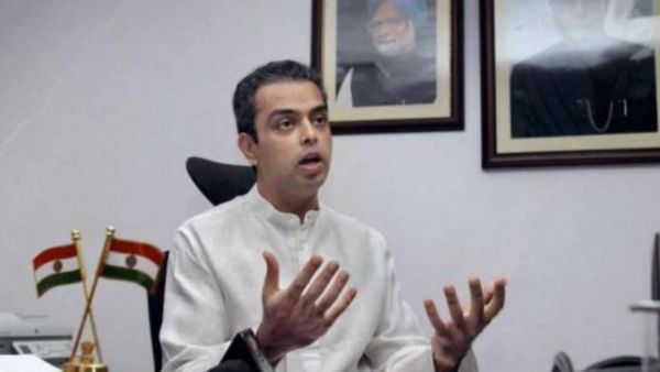 'हाउडी मोदी' इवेंट की तारीफ करने वाले मिलिंद देवड़ा की सफाई, मूल विश्वासों से समझौता नहीं करूंगा