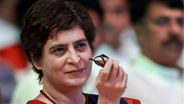 प्रियंका गांधी को मिल सकती है बड़ी जिम्मेदारी, बन सकती हैं यूपी की प्रभारी