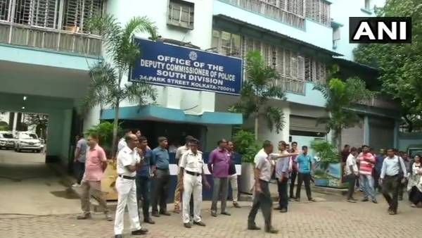 Saradha Scam: राजीव कुमार पर गिरफ्तारी की तलवार, CBI ने नोटिस जारी कर पूछताछ के लिए बुलाया