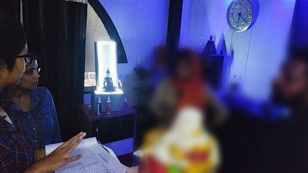 मसाज पार्लर के रजिस्टर में सामने आई नई हकीकत, दी जा रही थी 'गुप्त मसाज'