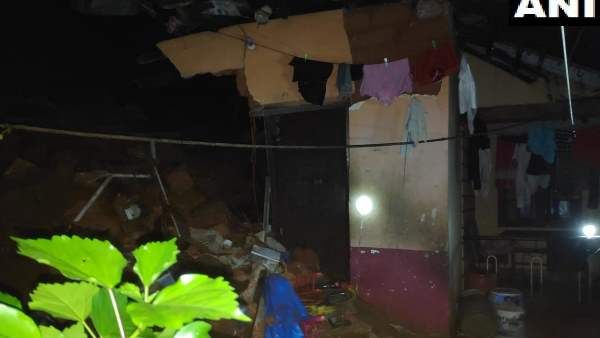 कर्नाटक: मंगलौर में घर की दीवार गिरी, दो बच्चों की मौत