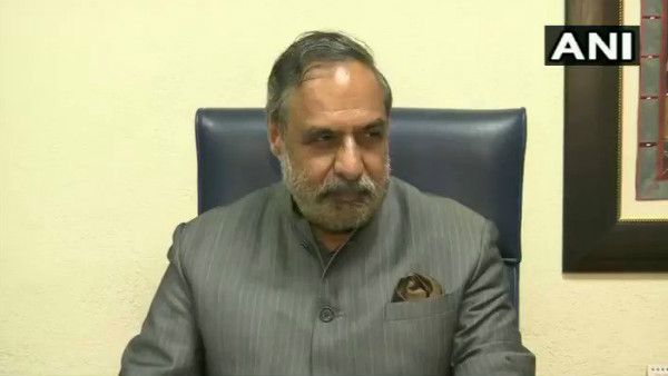 आर्टिकल-370 का विरोध करने वाले ब्रिटिश सांसद से कांग्रेसियों की मुलाकात से पार्टी ने झाड़ा पल्ला, ये बोली....