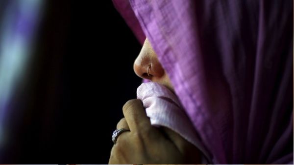 भाभी के बार-बार मना करने पर देवर ने किया दुष्कर्म फिर लगा दी आग