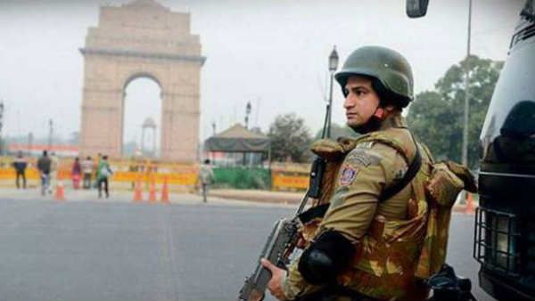 हाई अलर्ट पर दिल्‍ली, अगले 48 घंटे में बड़े आतंकी हमले का खतरा