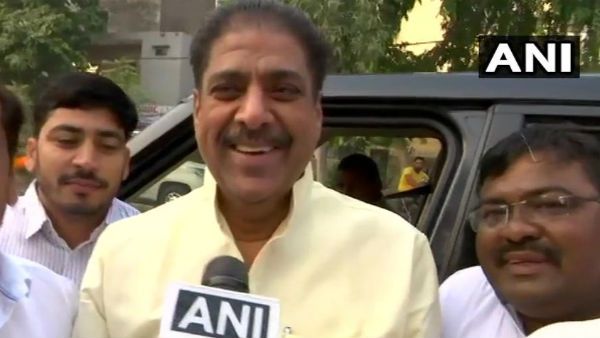 2 हफ्ते की फरलो पर जेल से बाहर आए अजय चौटाला, बेटे दुष्यंत के शपथ ग्रहण समारोह में होंगे शामिल