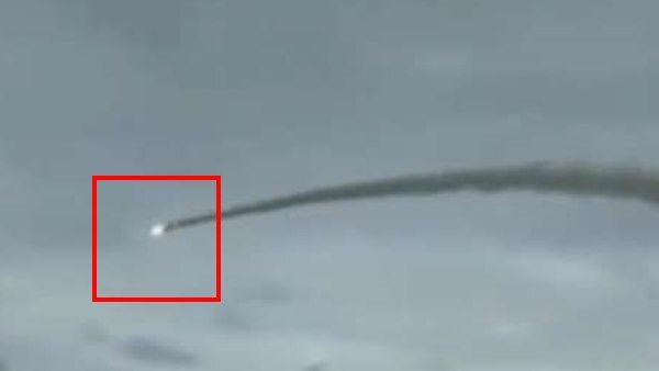 एयरफोर्स ने किया ब्रह्मोस मिसाइल का सफल परीक्षण, 300 किलोमीटर दूर लगाया सटीक निशाना