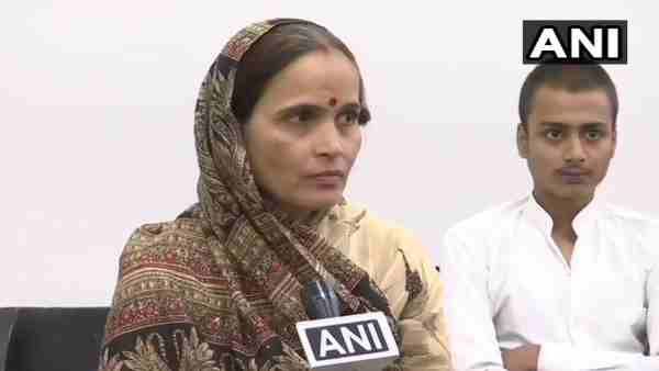 Kamlesh Tiwari murder case: पत्नी किरण तिवारी ने संभाली पार्टी की जिम्मेदारी, बनीं नई अध्यक्ष