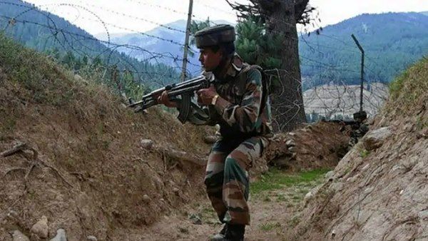 कश्मीर में नहीं घुस पाएं पाकिस्तानी आतंकी, 20 रूटों पर लगाई गई मल्टी लेयर सिक्योरिटी