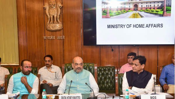 व्हॉट्सऐप जासूसी के आरोपों को सरकार ने बताया भ्रामक और छवि बिगाड़ने की कोशिश