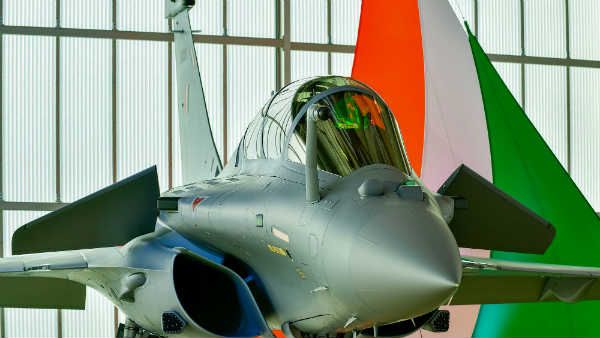 IAF में शामिल राफेल जेट, परेशान पाकिस्‍तान ने ट्विटर पर ट्रेंड कराया #RunAwayForce_IAF