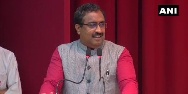 राम माधव बोले-यह दिवाली जम्मू-कश्मीर के लोगों के लिए खास है, अब दोहरी नागरिकता से नहीं होंगे पीड़ित