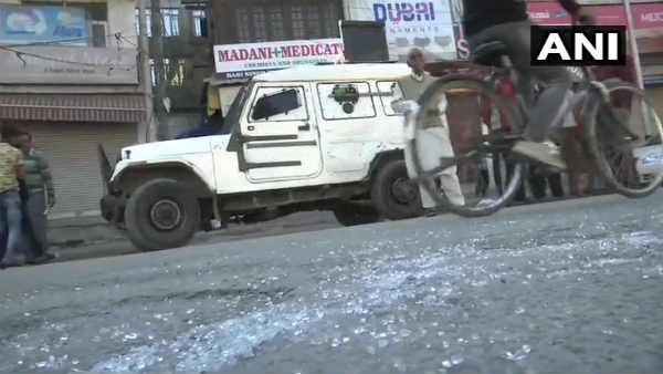 जम्‍मू कश्‍मीर: श्रीनगर में लाल चौक पर आतंकी हमला, ग्रेनेड अटैक में घायल पांच लोग