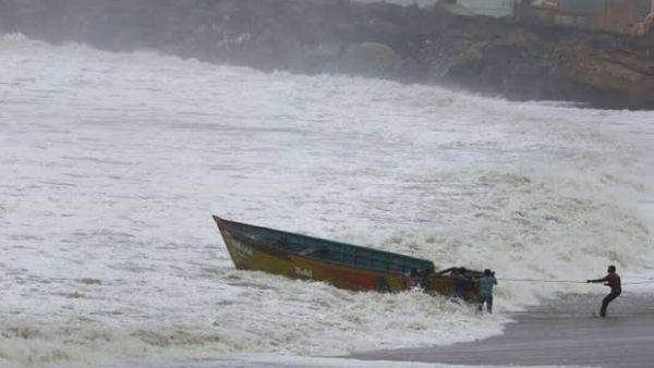 दोस्त की लाश के साथ 28 दिन तक समुद्र में भटकता रहा शख्स, ओडिशा में मिला किनारा